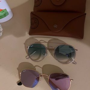 Pair of 2 Rayban Sunglasses